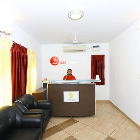 Capital O Twilight Bay Hotel Chennai Exterior photo
